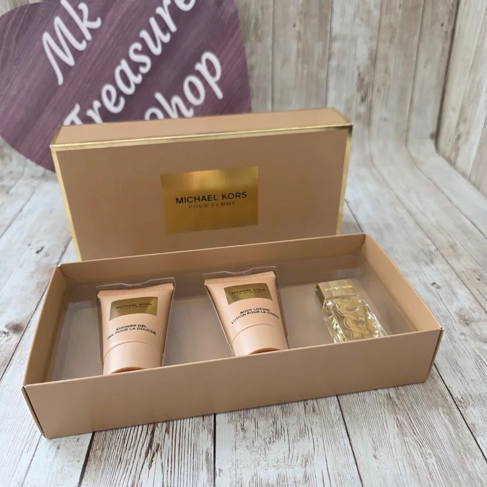 Michael Kors Pour Femme gift set